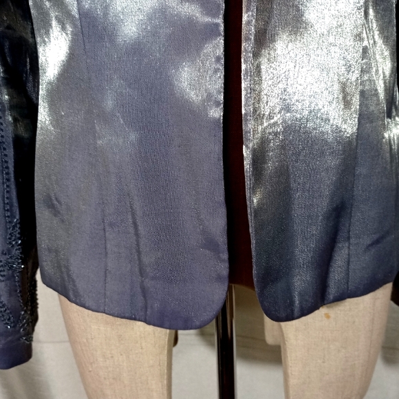 Alex Evenings Satin Hacket, Lavender, beaded sleeves & Collar, Open, one pc., 14 - Picture 7 of 10